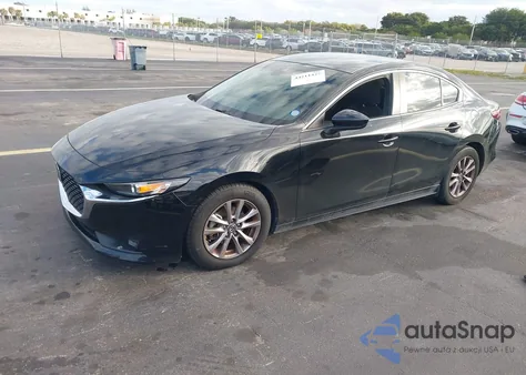 2021 Mazda Mazda3 2.5 S z USA, uszkodzony, nr VIN 3MZBPAAL7MM204894